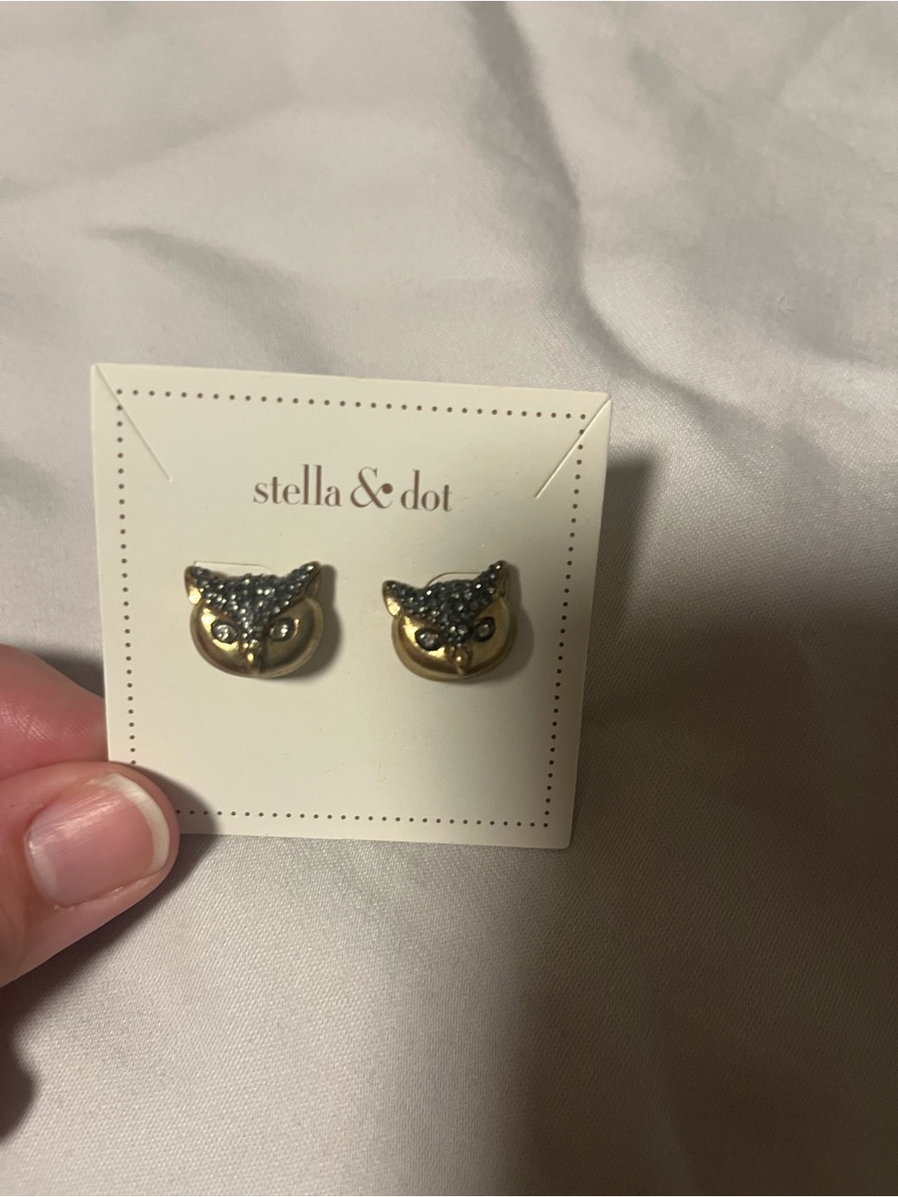 Stella & Dot Gold and Hematite Owl Stud Earrings - Picture 1 of 2